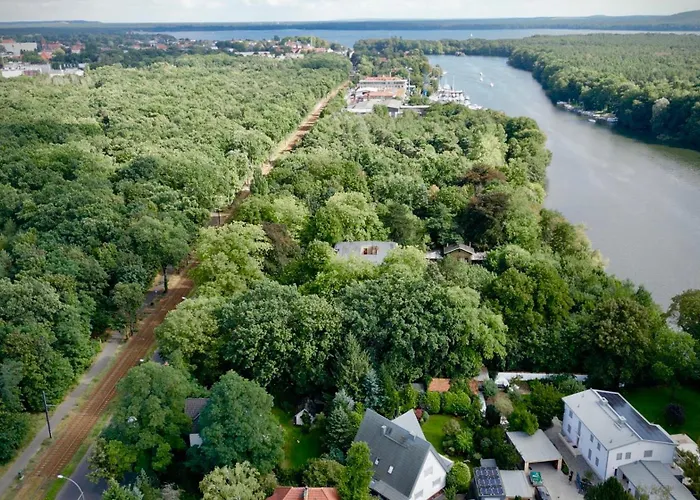 In Berlin-köpenick * Berlin